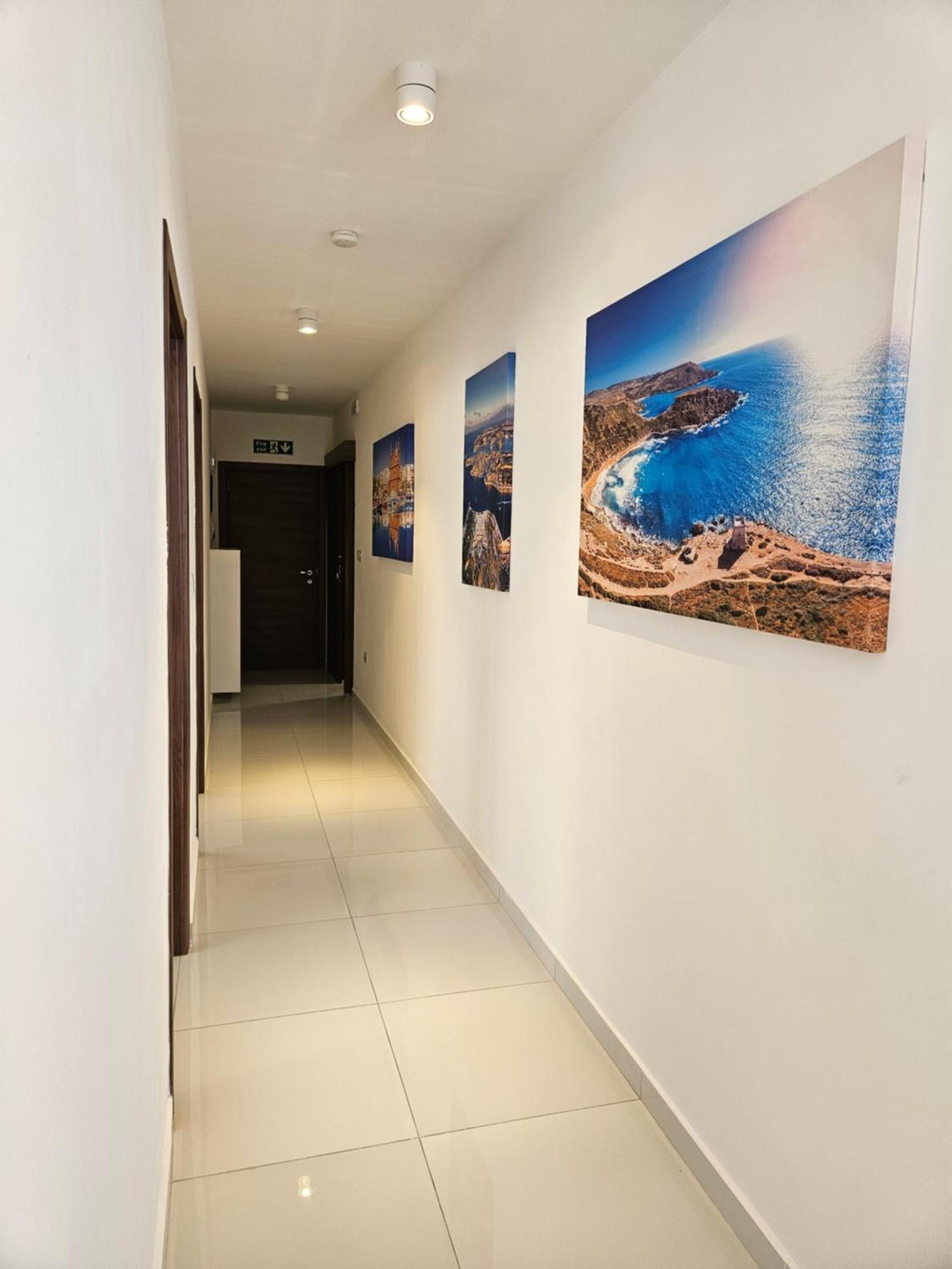 Family Holidays St. Paul's Bay Bagian luar foto